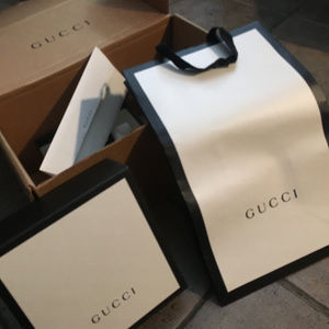 Gucci Shopping Bag/Belt Box